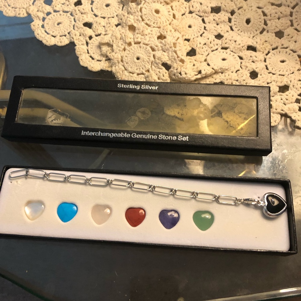 ❤️Mervyn’s Interchangeable Charm Bracelet— 792 $65 or $60 w/offer
